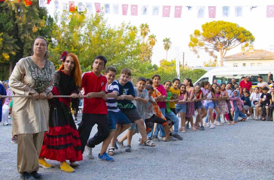 Mersin’de ’köy Bizim Şenlik Bizim’ Etkinlikleri Sürüyor