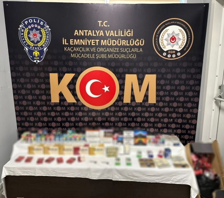 Antalya’da Kaçak Sigara Ve Sahte Alkol Operasyonu