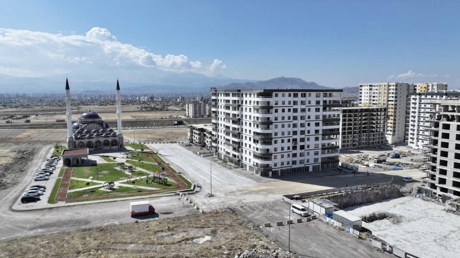 Başkan Çolakbayrakdar, “hemşehrilerimize Daha Nitelikli Bir Yaşam İçin Çalışıyoruz”