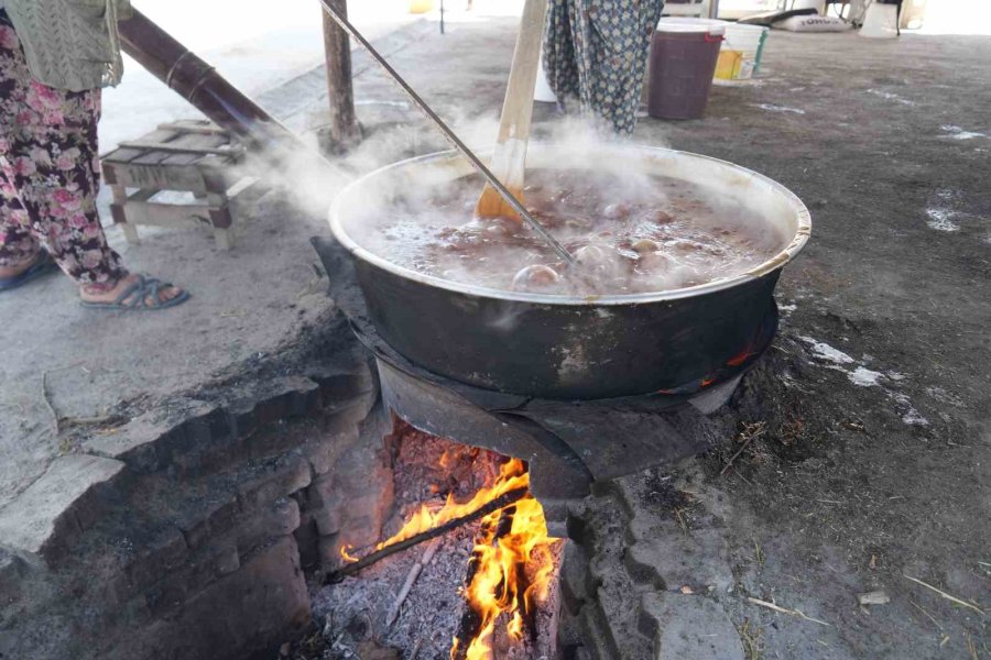 Niğde’de Yerel Lezzet ’köfter’ Zamanı