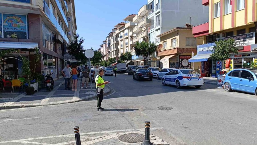 Devrilen Motosikletteki 2 Alman Turist Yaralandı