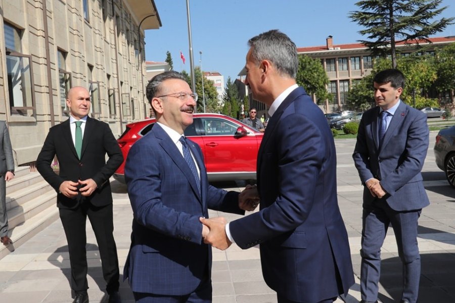 Savunma Sanayii Başkanı, Vali Aksoy’u Ziyaret Etti