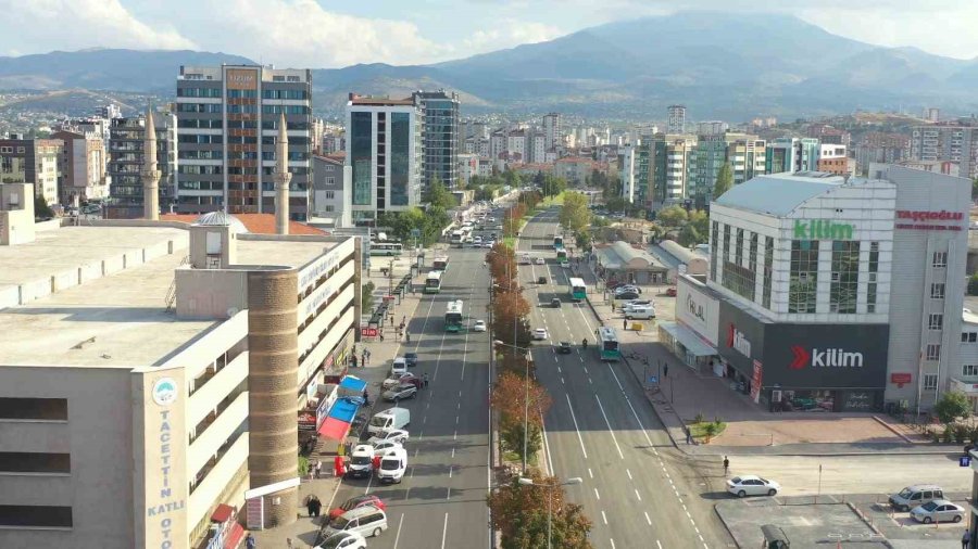 Başkan Büyükkılıç, Tacettin Veli Bulvarı’ndaki Çalışmaları İnceledi