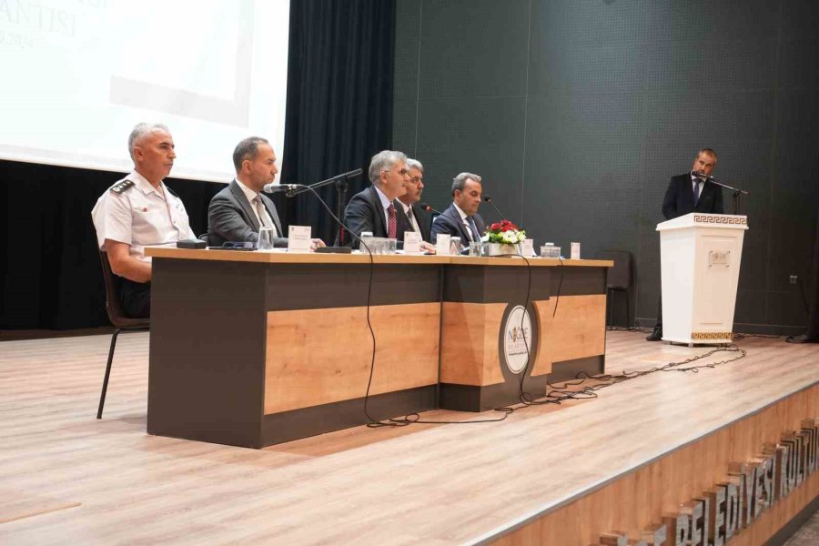 Niğde’de Okul Güvenliği Toplantısı Yapıldı