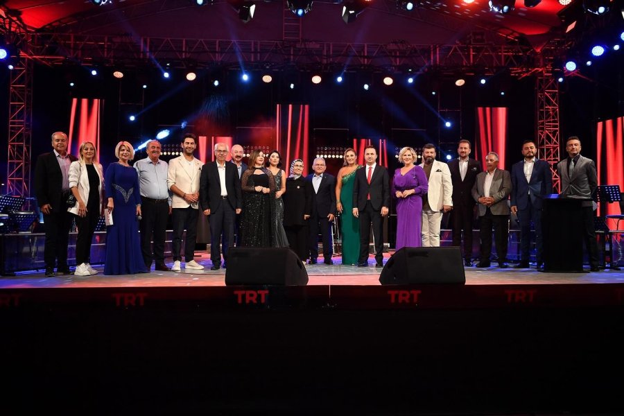 Valilik Ve Büyükşehir’den Trt Sanatçıları Şehir Konserleri İle Kayseri’ye Unutulmaz Müzik Keyfi