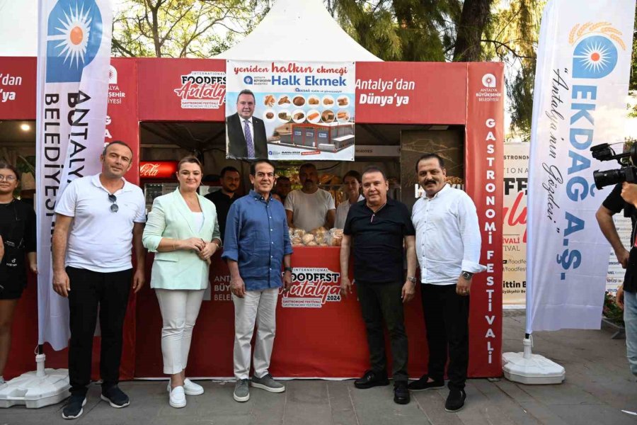 Antalya Foodfest’te Lezzet Şöleni Yaşanıyor