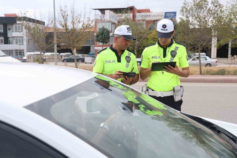 Göz Ardı Edilen Kural İhlalleriyle Beraber Gelen Kazalar Ve Can Kayıpları