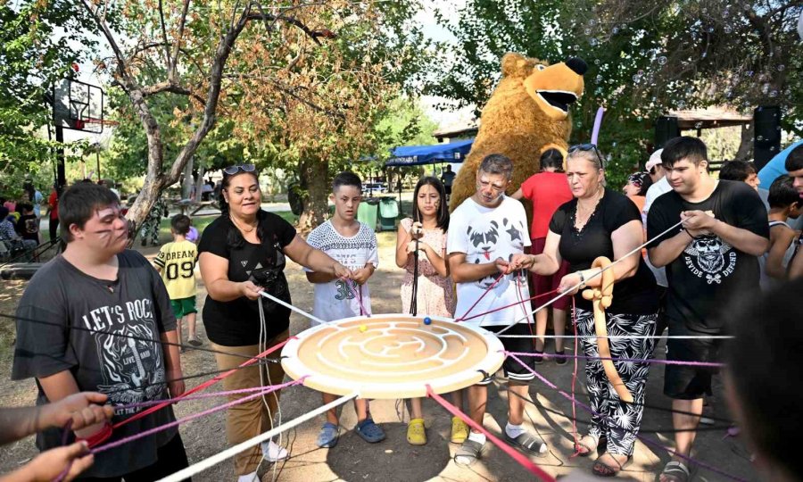 Muratpaşa’dan Doğada Engelsiz Yaşam Kampı