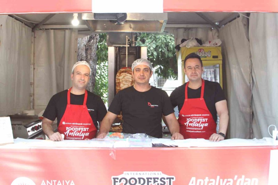 Karaalioğlu Parkı’nda Foodfest Rüzgarı: Son Gününde Yoğun İlgi Gördü