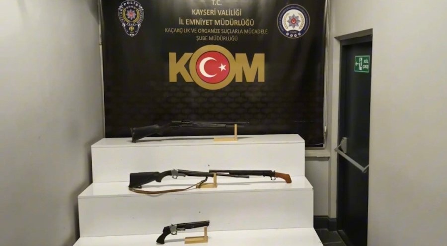 Kayseri’de Kaçakçılık Operasyonu: 26 Bin Dal Makaron Ele Geçirildi