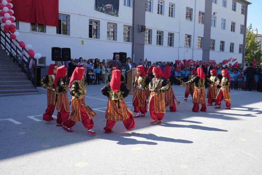 Niğde’de İlköğretim Haftası Kutlandı