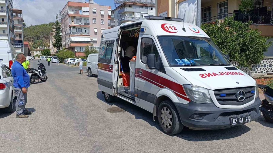 Kazada Yaralanan Sürücünün ’motosiklette 35 Bin Tl Var’ Sözü Ekipleri Alarma Geçirdi