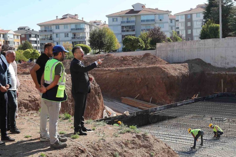 Vali Aksoy, İnşaatı Devam Eden Anadolu Lisesi’ni Ziyaret Etti