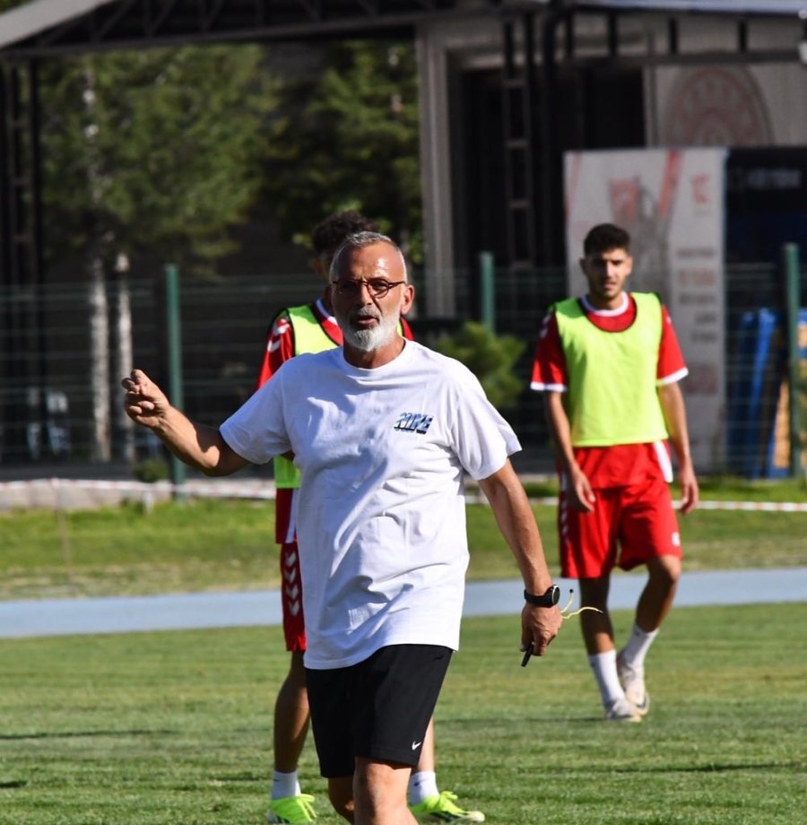 Erciyes 38 Futbol Kulübü Kazanmak İstiyor