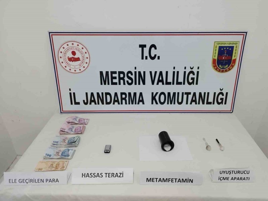 Mersin’de Uyuşturucu Taciri 3 Şüpheli Yakalandı