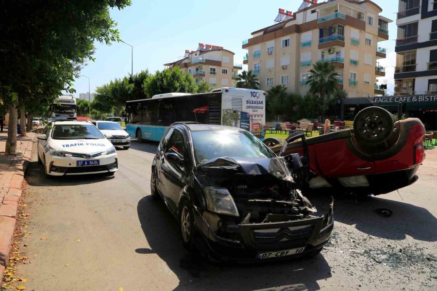 Polislere Zorluk Çıkardı, Ters Kelepçe Takılınca, ‘ne Kadar Zor Görev Yaptığınızın Farkındayım’ Dedi