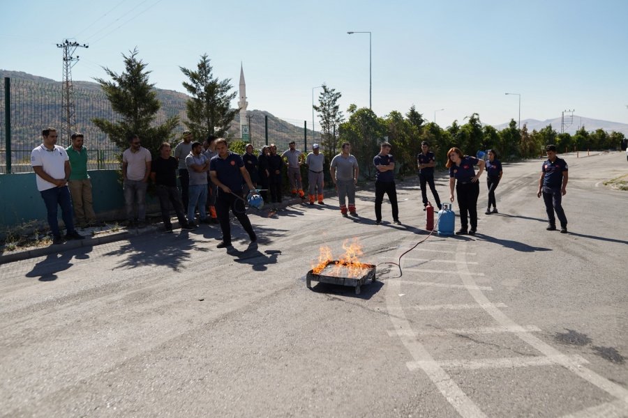 Melikgazi Belediyesi’nde Personel İçin Yangın Eğitimi Verildi