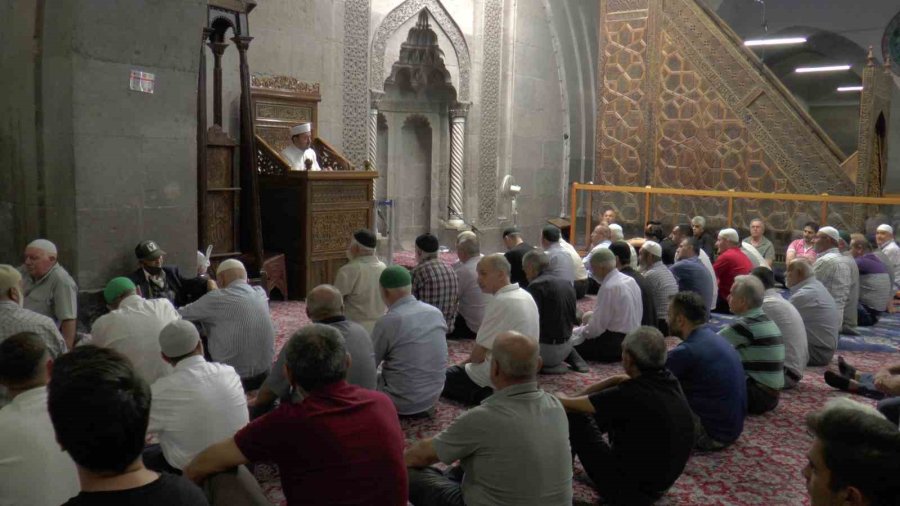 Kayseri’de Mevlit Kandili İdrak Edildi