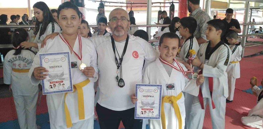 Kayseri’de Taekwondo Kuşak Terfi Töreni Yapıldı