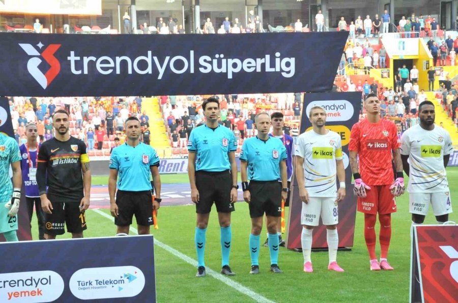 Trendyol Süper Lig: Kayserispor: 0 - Eyüpspor: 1 (maç Devam Ediyor)