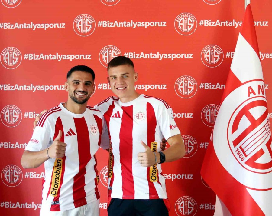 Antalyaspor’da Petrusenko Ve Abdurrahim İçin İmza Töreni Düzenlendi