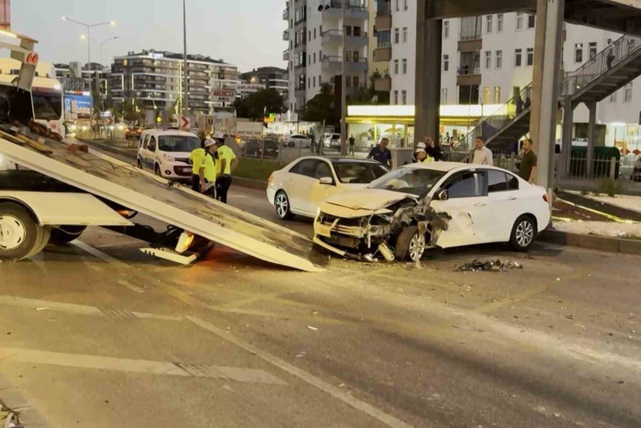 Aksaray’da Trafik Kazası: 1 Ağır Yaralı