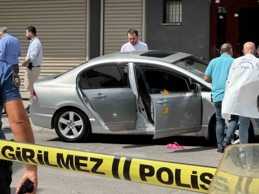 Mersin’de Otomobile Silahlı Saldırı: Ağabey Öldü, Kardeşi Ağır Yaralı