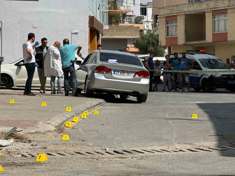 Mersin’de Otomobile Silahlı Saldırı: Ağabey Öldü, Kardeşi Ağır Yaralı