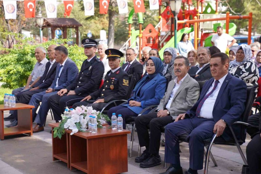 Başkan Ataç, Mahmudiye’nin Kurtuluş Yıldönümü Programına Katıldı