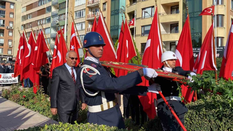 Konya’da Gaziler Günü Töreni