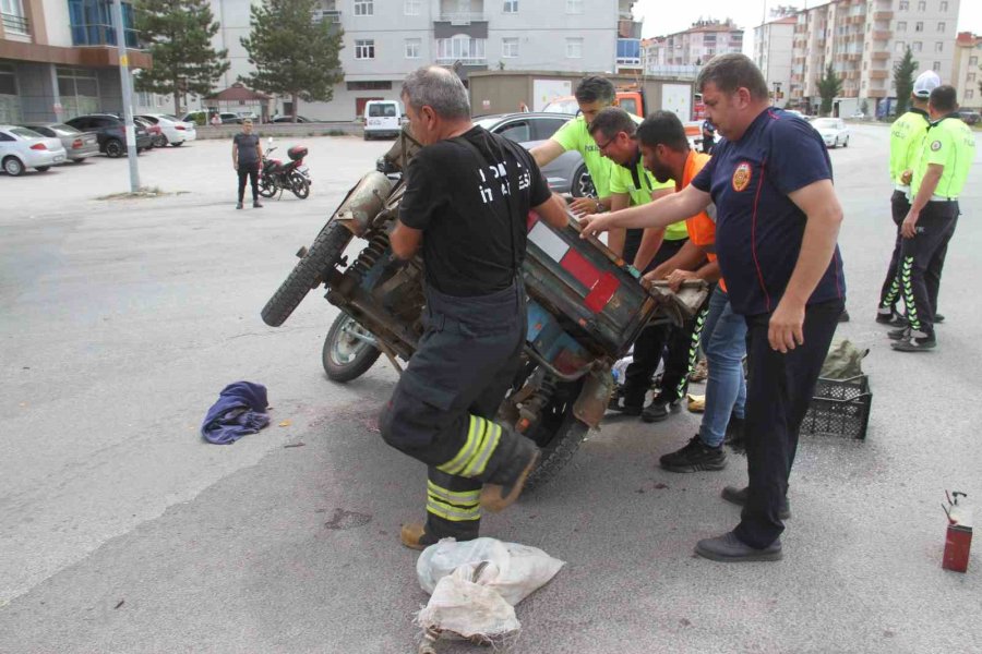 Devrilen Üç Tekerli Motosikletin Sürücüsü Hayatını Kaybetti