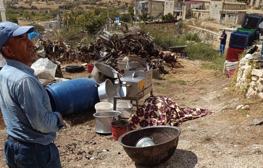 Mersin’de Aynı Aileden 3 Kişi Yol Tartışmasında Öldürüldü