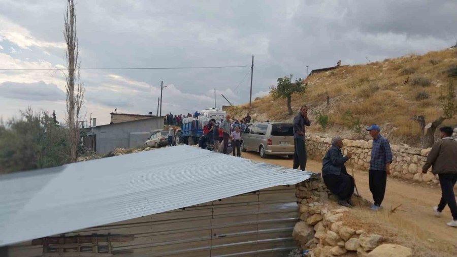 Öldürülen Baba-oğul Ve Gelinin Cenazesi Morga Kaldırıldı