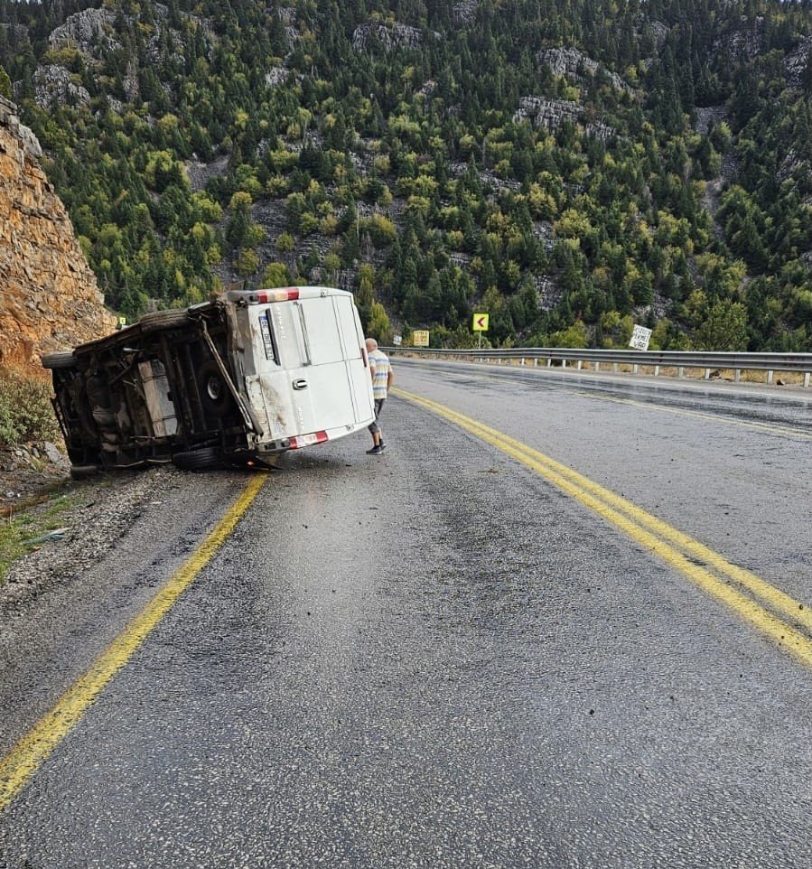 Akseki’de Trafik Kazası: 1 Yaralı