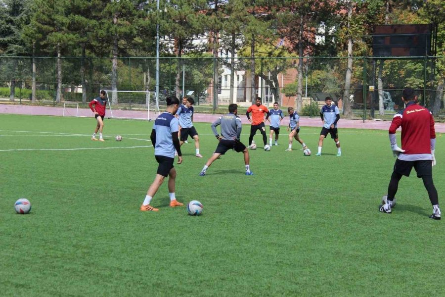 Anadolu Üniversitesi Spor Kulübü, Silifke Belediyespor Maçına Hazırlanıyor