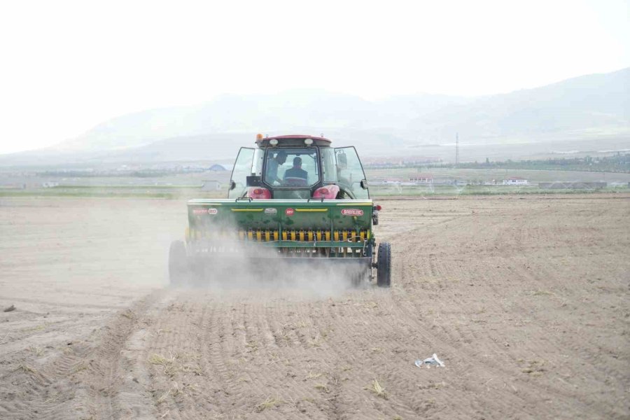 Yeni Destek Modeli Üretim Planlamasına Uyan Çiftçiler Daha Fazla Destek Alacak