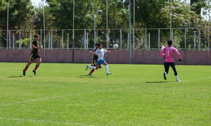 Kemer Belediye U16 Takımı’ndan Farklı Galibiyet