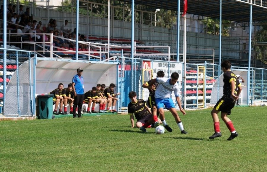 Kemer Belediye U16 Takımı’ndan Farklı Galibiyet