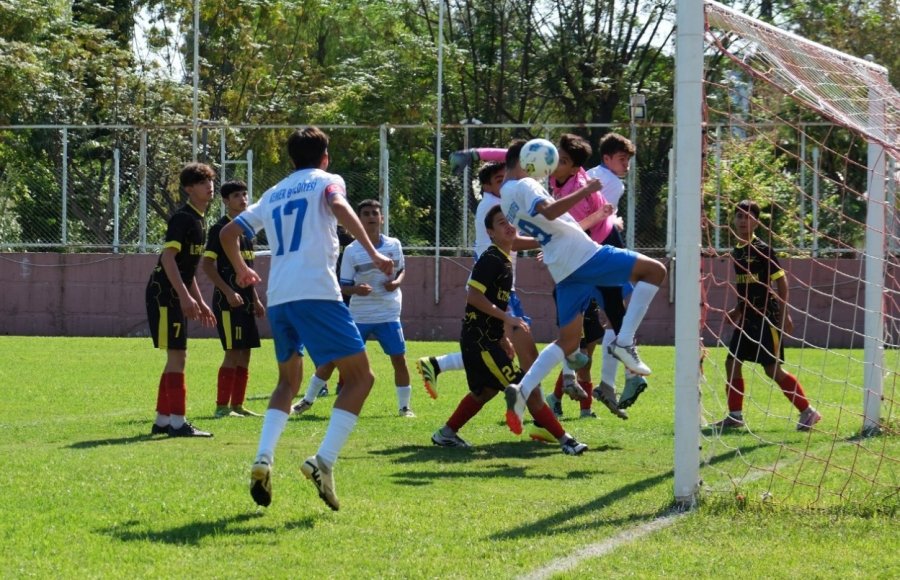 Kemer Belediye U16 Takımı’ndan Farklı Galibiyet