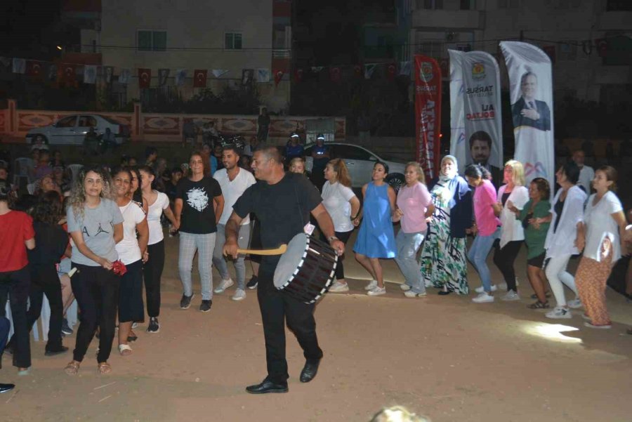 Tarsus’da ’halk Müziği Topluluğu Konseri’ İlgi Gördü