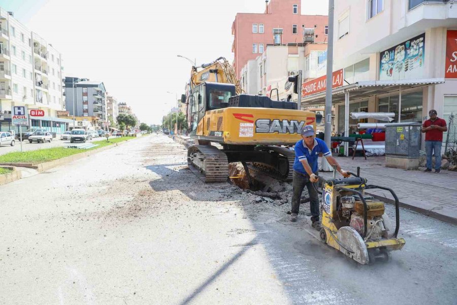 Yeniköy’de Eskiyen İçme Suyu Hattı Yenileniyor