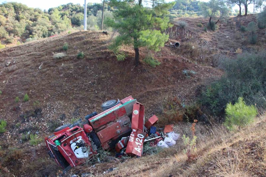 Antalya’da Arazöz Devrildi, 3 Orman İşçisi Yaralandı