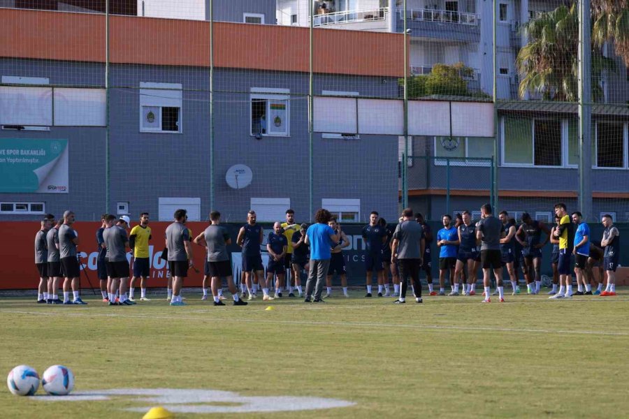 Alanyaspor’da Rizespor Maçı Hazırlıkları Başladı