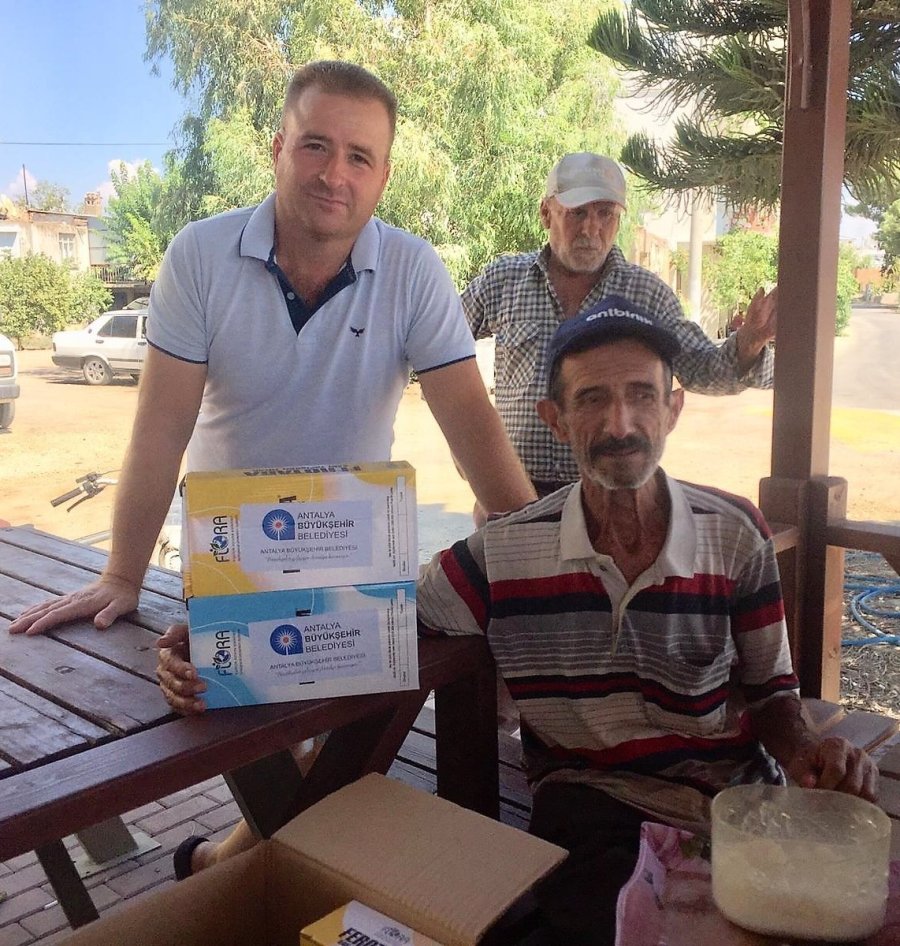 Büyükşehir’den Manavgatlı Üreticilere Yapışkan Tuzak Desteği