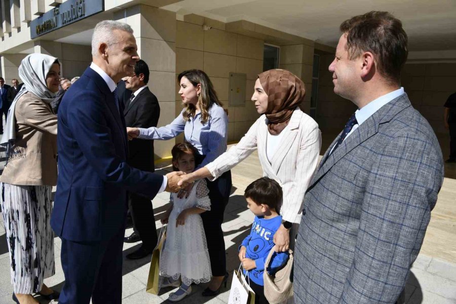 Karaman Valisi Mehmet Fatih Çiçekli Görevine Başladı