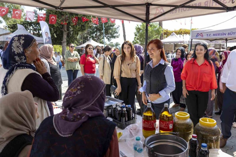 Kadınlar, ’kırsal Mahalle Buluşmaları’nda Bir Araya Geldi