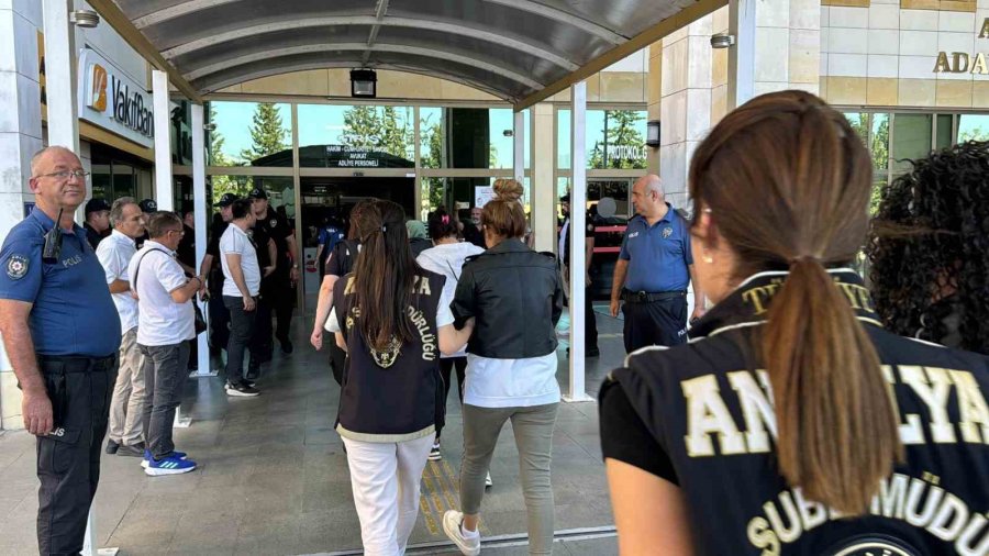 Antalya Merkezli 30 İlde Dolandırıcılık Operasyonu: 133 Şüpheli Adliyeye Sevk Edildi