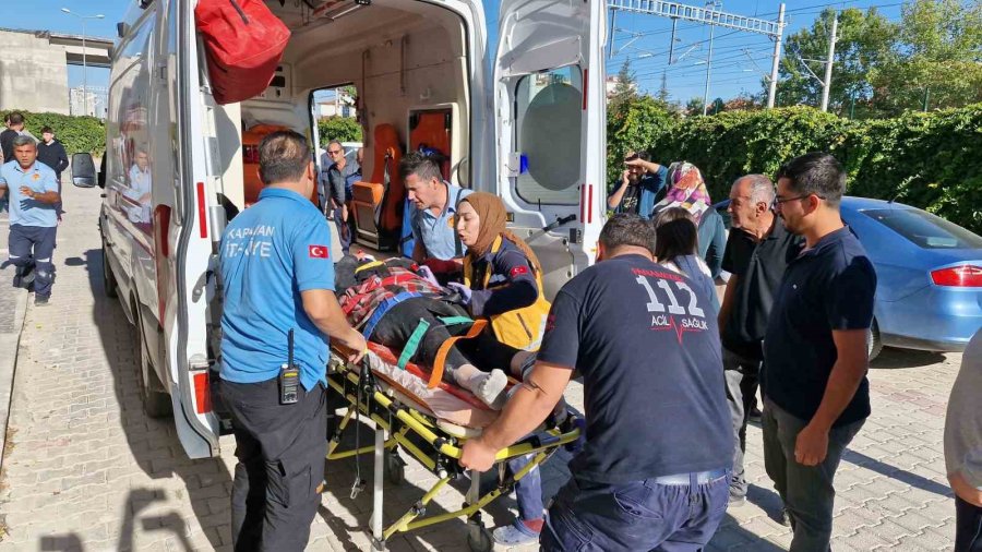 Karaman’da Asansör Boşluğuna Düşen Kız Çocuğu Yaralandı