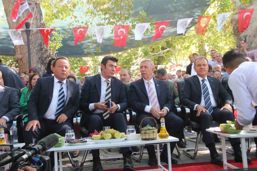 Mut Zeytin Ve Zeytinyağı Festivali Coşkulu Başladı