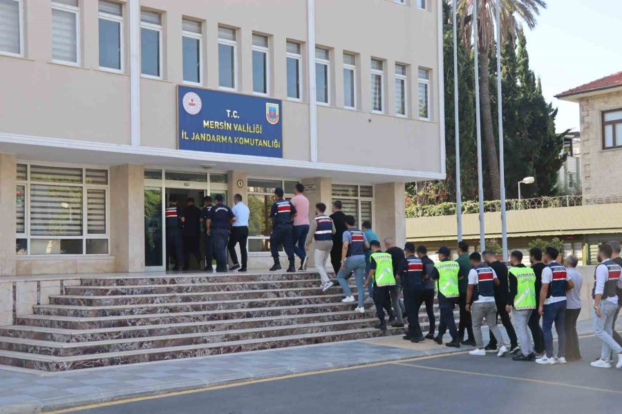 Mersin’de ’1 Milyon Dolarlık Kumaş İçin’ Operasyon: 16 Tutuklama